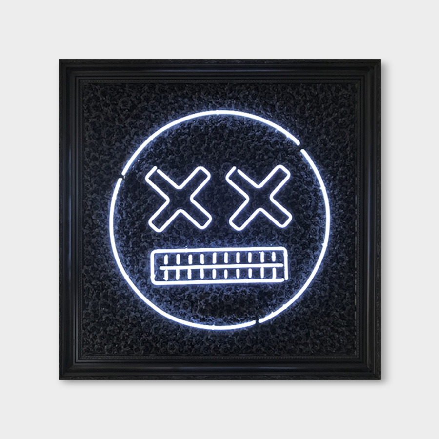 XXMILE BLACK FLOWERS Neon